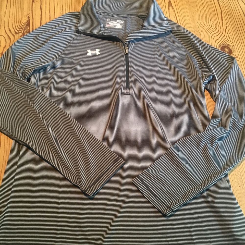 UA sz M, stripe Dri Fit half zip, EUC